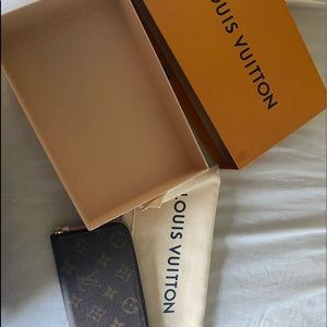 Louis Vuitton clemence wallet